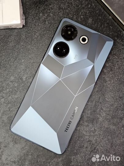 TECNO Camon 20 Pro, 8/256 ГБ