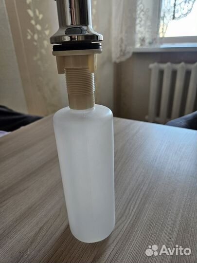 Дозатор встраиваемый для мыла