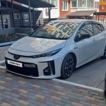 Toyota Prius PHV 1.8 CVT, 2018, 129 000 км, с пробегом, цена 2 400 000 руб.