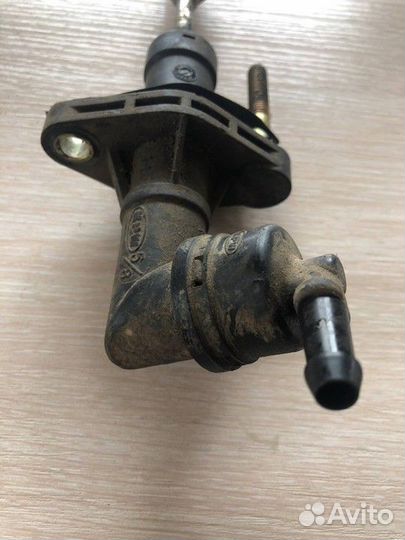 Цилиндр сцепления главный Kia Spectra