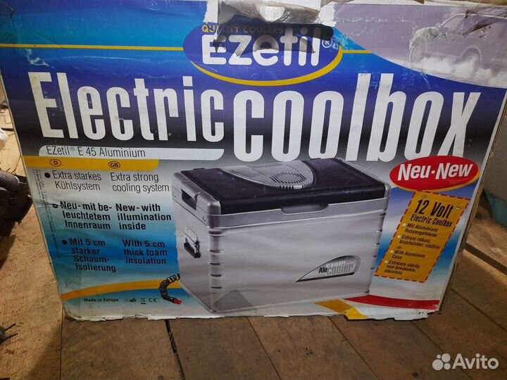 Автомобильный холодил ник