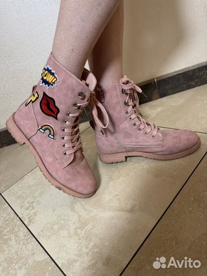 Весенние розовые ботинки 38 размер для подростка