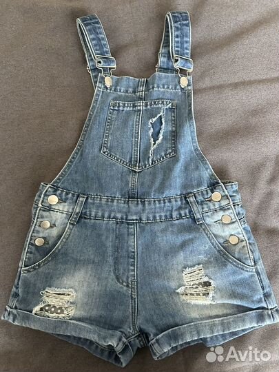 Джинсовый комбинезон