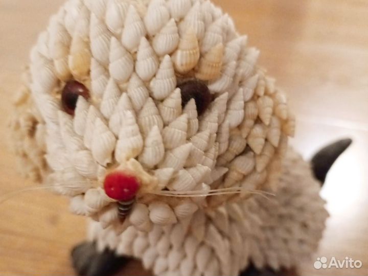 Продам сувенир собака из ракушек