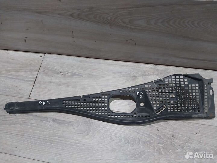 Жабо Renault Logan 1 накладка под дворники