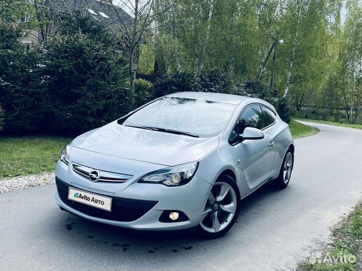 Opel Astra GTC 1.8 МТ, 2013, 31 000 км