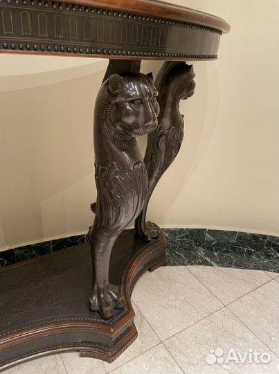 Консоль Theodore Alexander