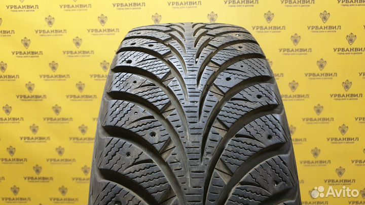 Goodyear UltraGrip Extreme 215/55 R17