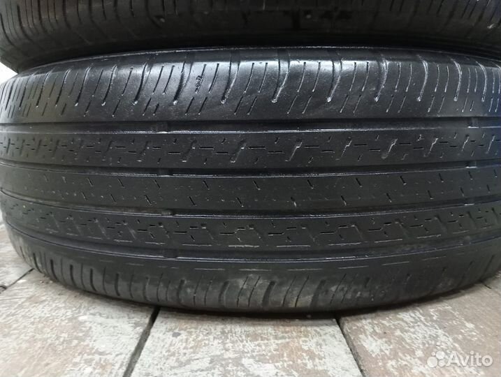 Dunlop Grandtrek ST30 225/65 R17 102H