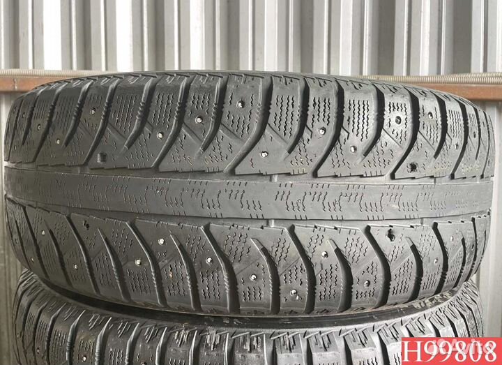 Bridgestone Ice Cruiser 7000 235/65 R17 103L