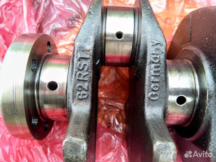 Коленвал VAG двигателя 1.6-1,7D,TD 068105101M