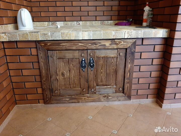 Дверь дерево