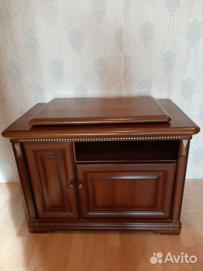 Тумба под телевизор бу