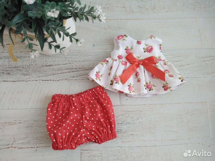 Одежда для кукол Мия