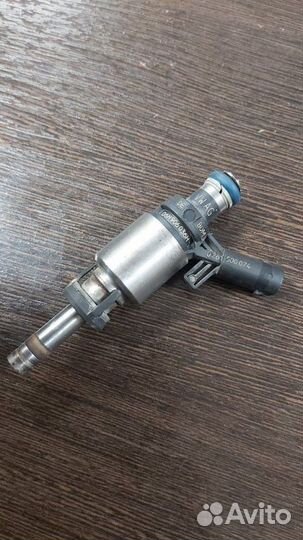 Форсунка топливная Skoda Octavia II рестайлинг