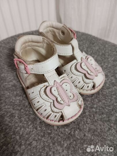 Сандалии для девочки