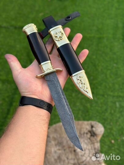 Нож из дамасской стали