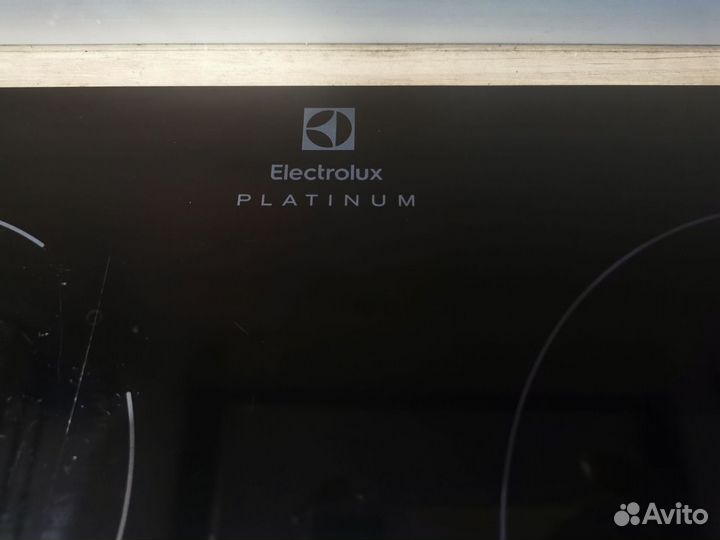 Варочная панель на запчасти electrolux EHV 6547