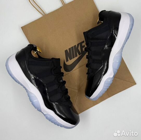 Кроссовки Nike Air Jordan 11 Retro Low