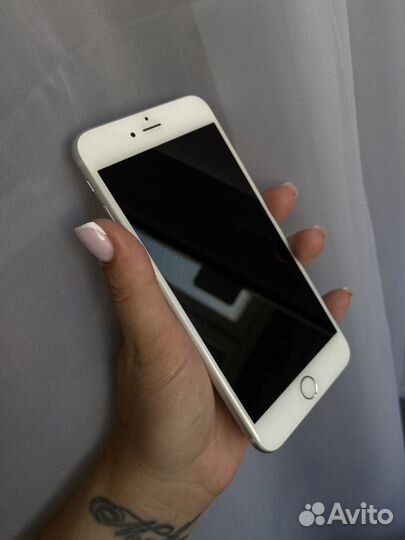Телефон iPhone 6 plus