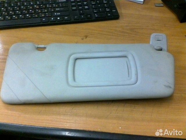 Козырек солнцезащитный правый Renault Megane 3