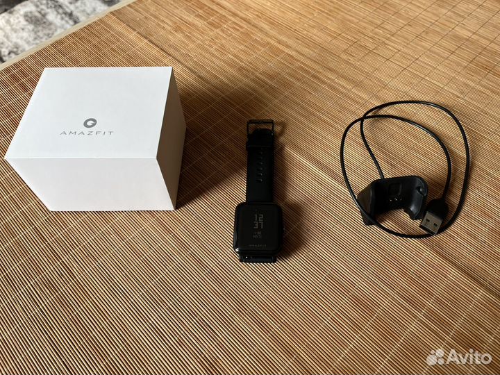 Смарт часы Xiaomi Amazfit Bip