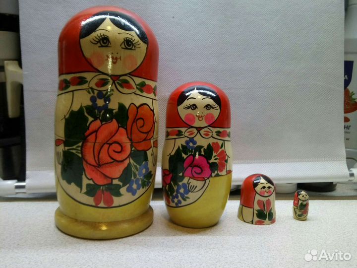 Пистоны,матрешка,композицыя