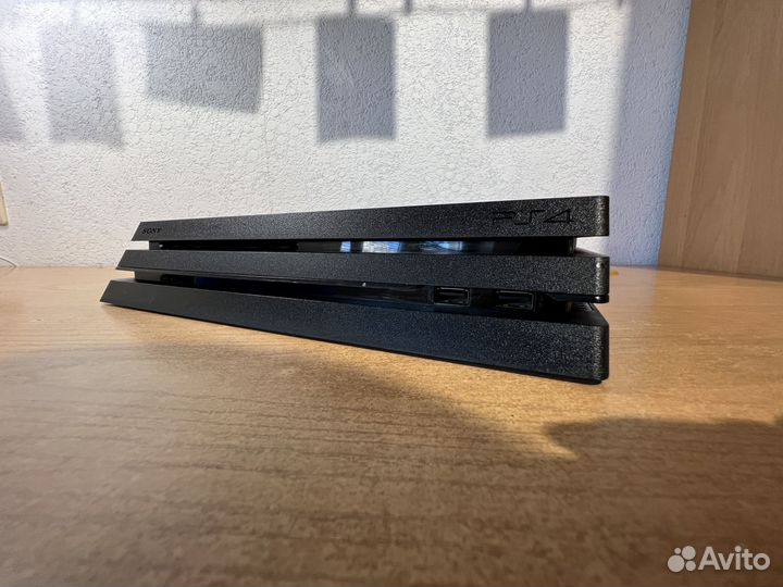 Sony PlayStation 4 Pro 1TB