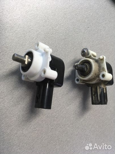 Датчик положения кузова,фар, уровня подвески Camry