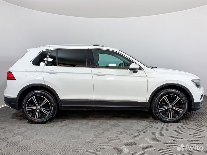 Volkswagen Tiguan 2.0 AMT, 2018, 83 015 км