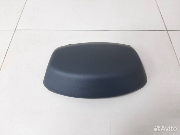 Обшивка двери багажника Skoda Rapid 2012-2020