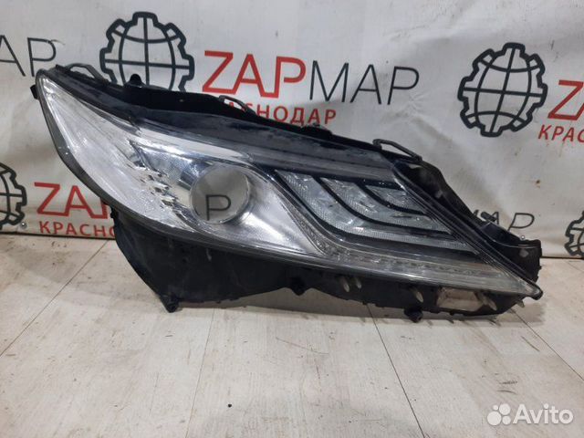 Стекло фары переднее правое Toyota Camry V70