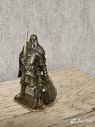 Солдатики бронза