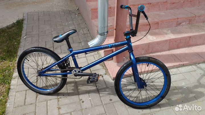 Трюковой велосипед BMX freedom