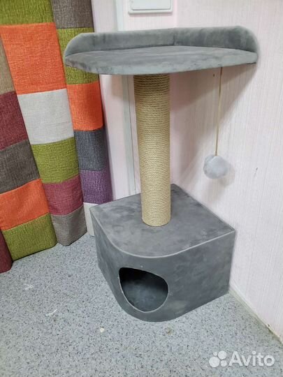 Когтеточка домик для кошки столбик и лежанка