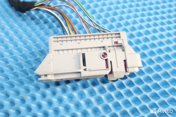 Разъем vag 5N0937722A