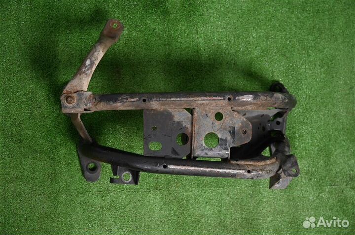 Кронштейн крепления задней подвески Land Rover
