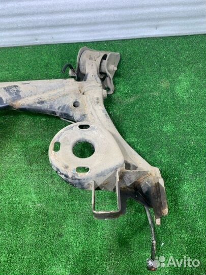 Балка подвески задняя Volkswagen Polo седан 1.6