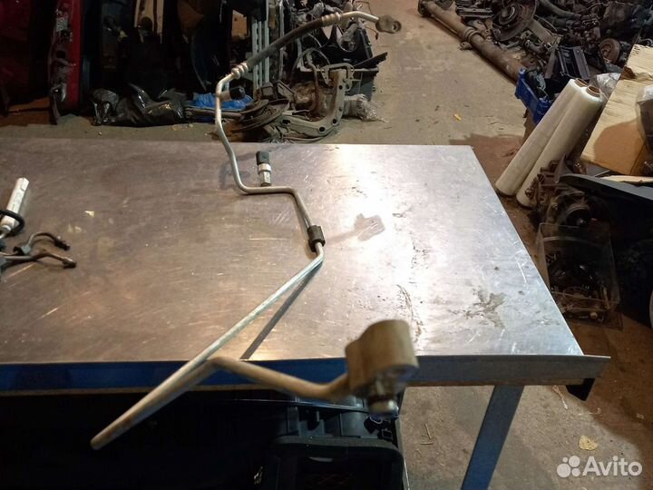 Трубка кондиционера VW Tiguan 1