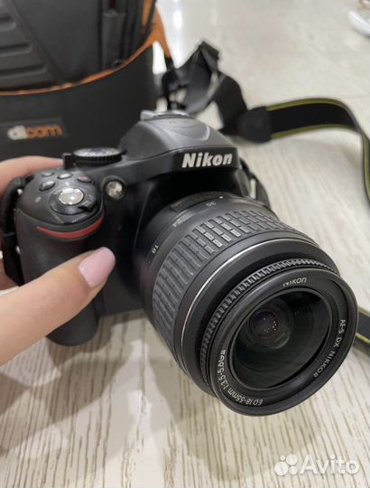 Зеркальный фотоаппарат nikon D5200