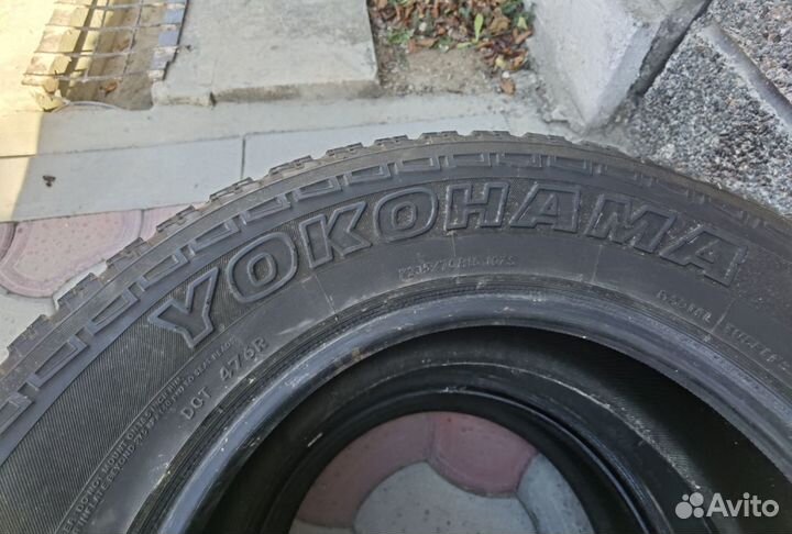 Yokohama Geolandar A/T G015 235/70 R16 82