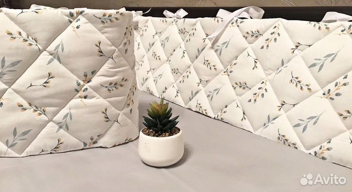 Бортики в кроватку