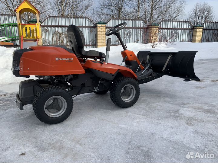 Husqvarna R 213C Садовый трактор (райдер)