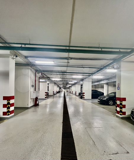 Машиноместо, 17 м²