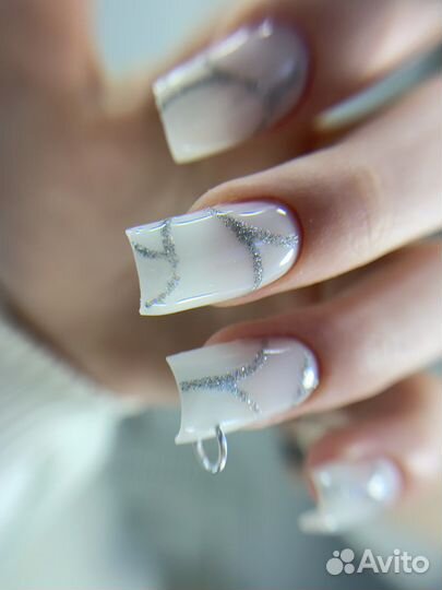 Наращивание ногтей