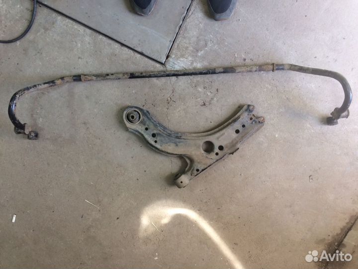 Рычаг golf 4, Octavia правый