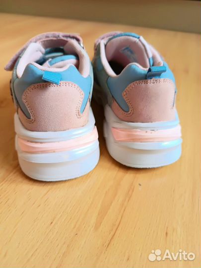 Кроссовки котофей размер 33 софтшел