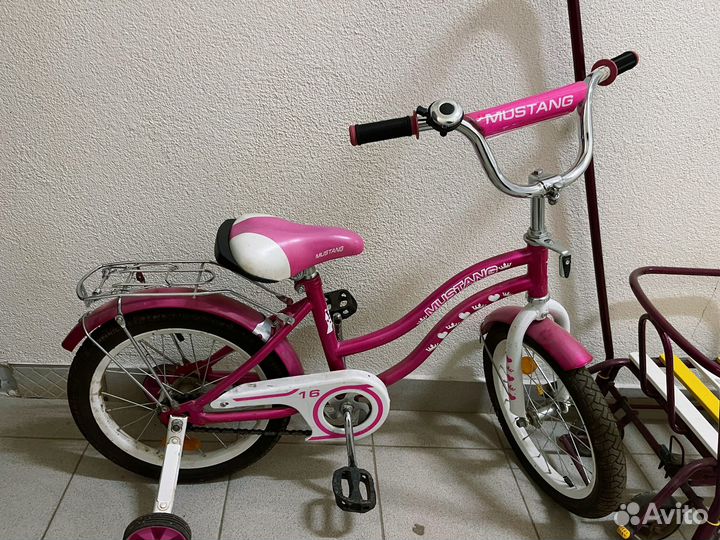 Детский велосипед четырехколесный