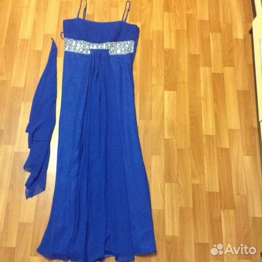 Вечернее платье