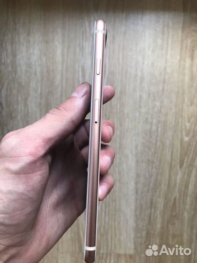 iPhone 8 Plus, 64 ГБ